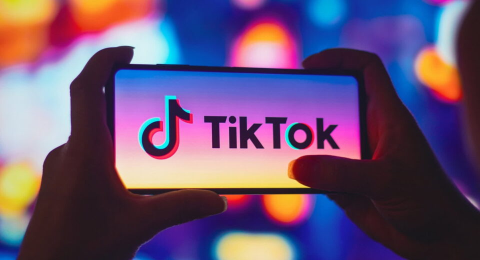 TikTok is testing a new option to upload 60-minute videos, YouTube style