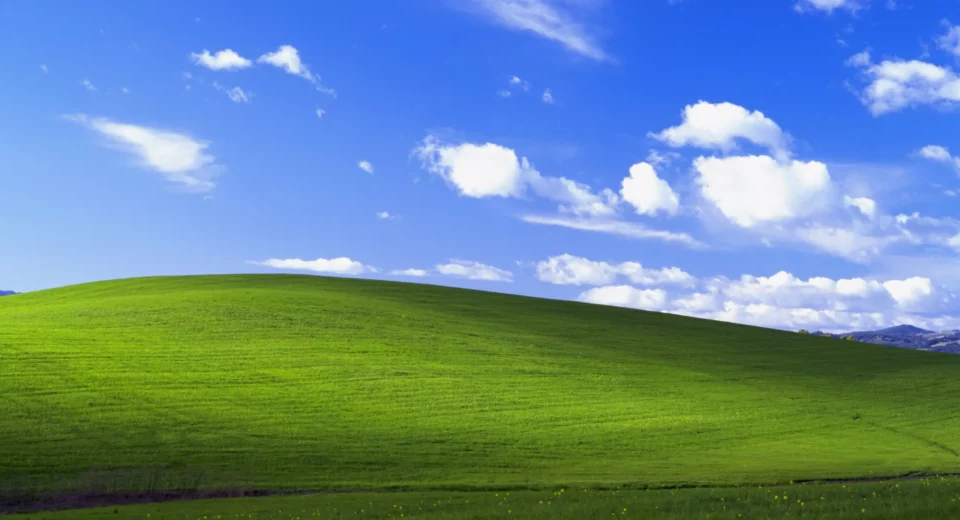 Windows XP can run on an Intel CPU from 1989 thanks to dedicated modder