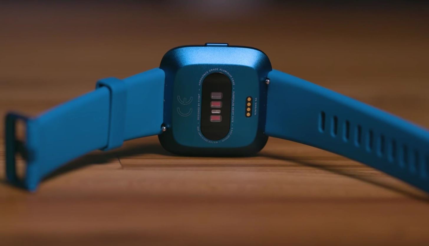 Apple Watch vs. Fitbit — What's the Best Bang for Your Buck?