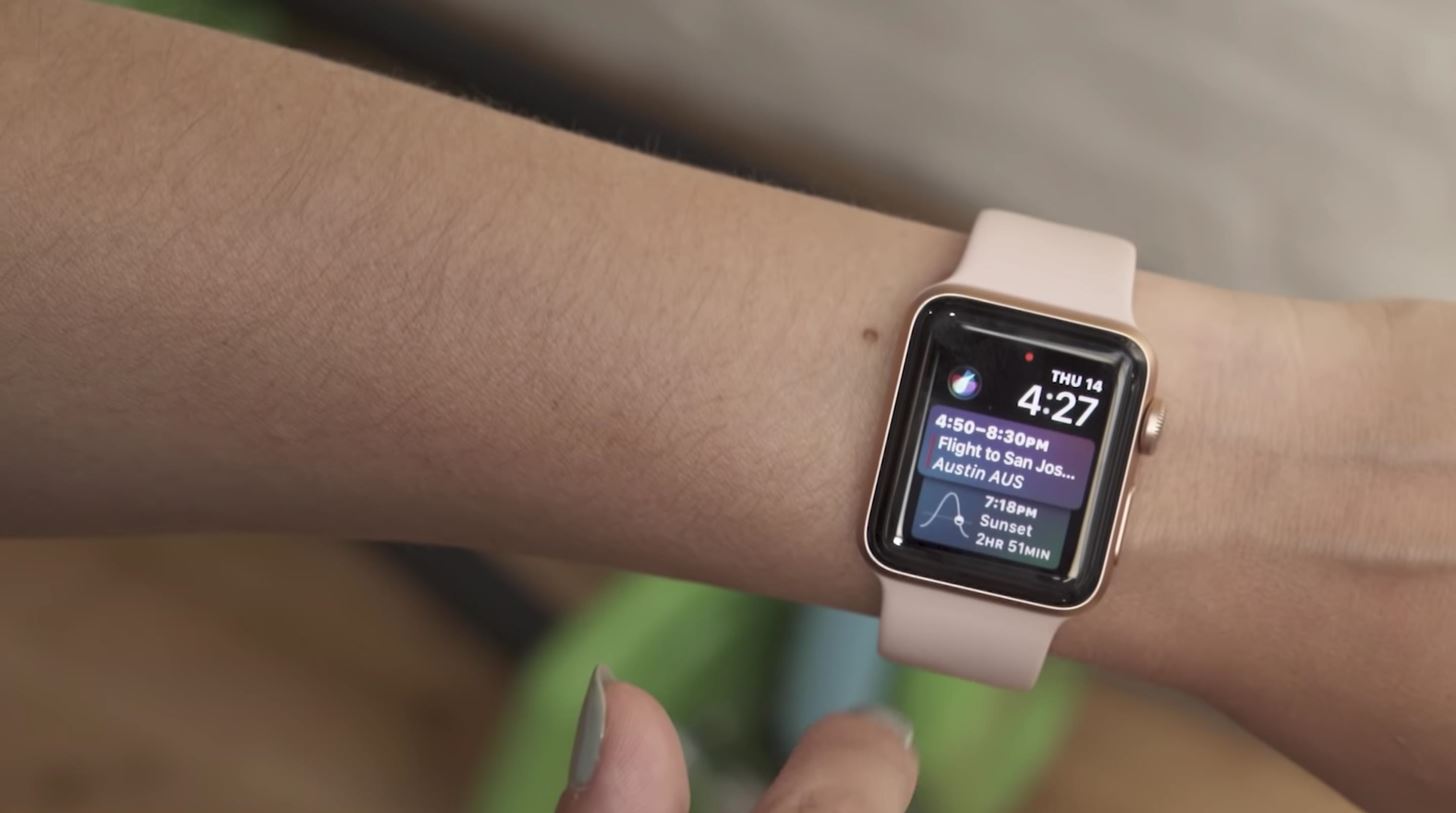 Apple Watch vs. Fitbit — What's the Best Bang for Your Buck?