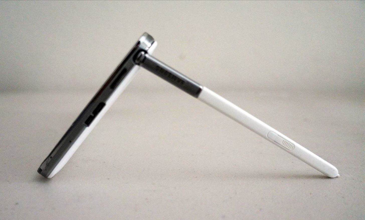 Attention: Your Galaxy Note 3's S Pen Works as a Built-in Kickstand