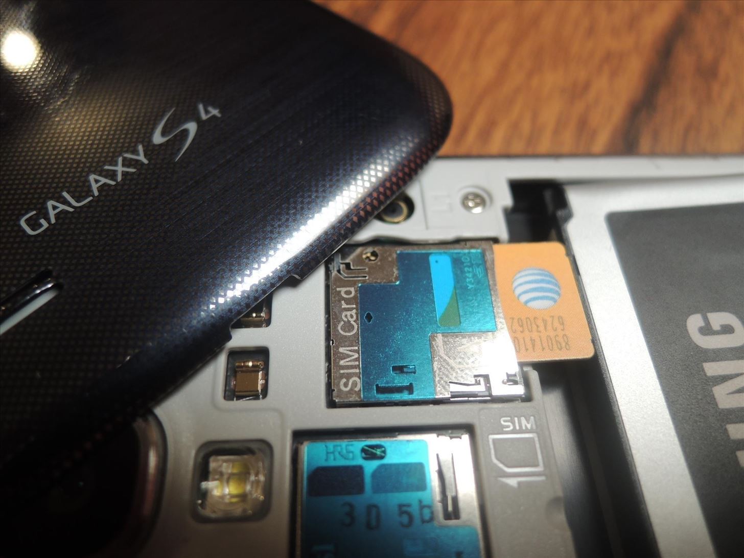 How to Carrier Unlock Your Samsung Galaxy S4 So You Can Use Another SIM Card