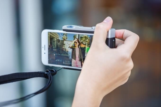 This Case Turns Your iPhone into a Full-Fledged Camera