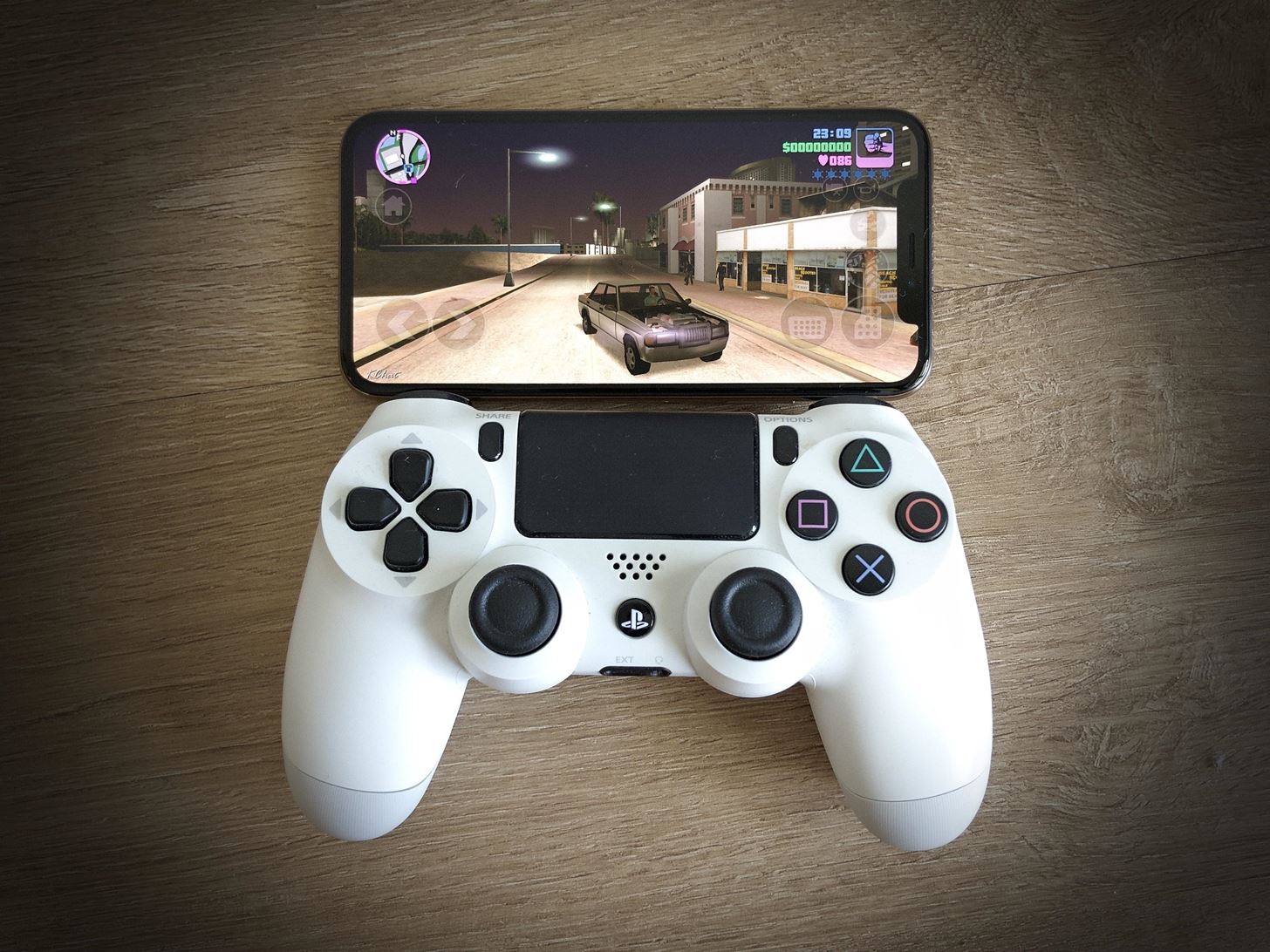 Connect Your PS4 Controller to Your iPhone for Easier Gameplay