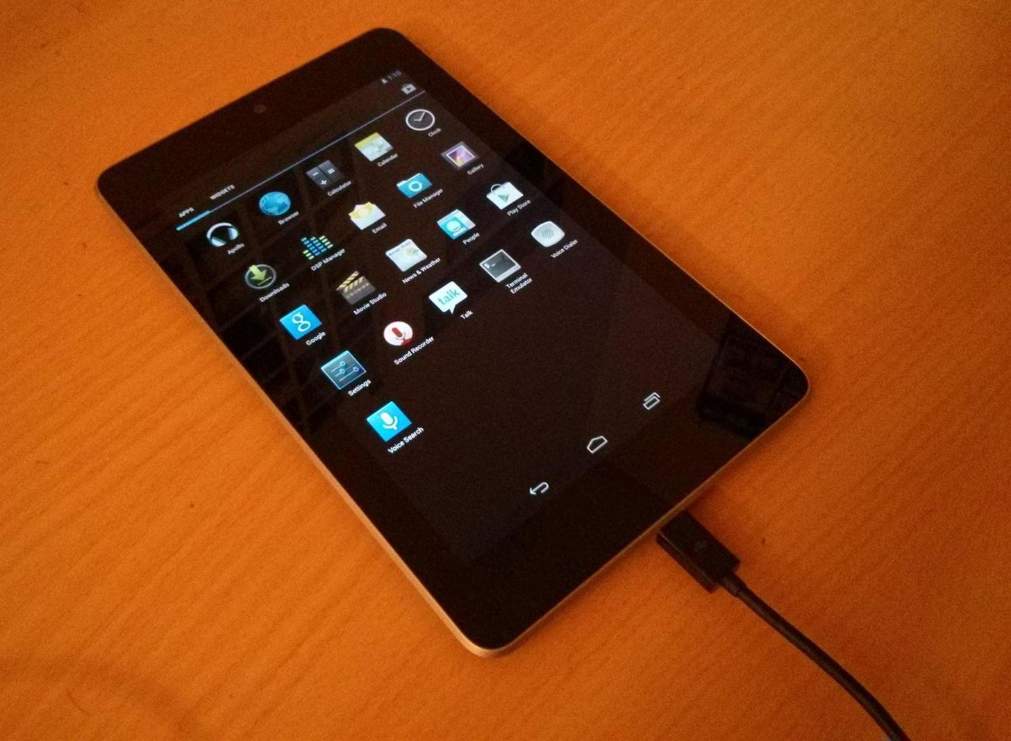 The Definitive Nexus 7 Guide to Bootloader Unlocking, Rooting, & Installing Custom Recoveries