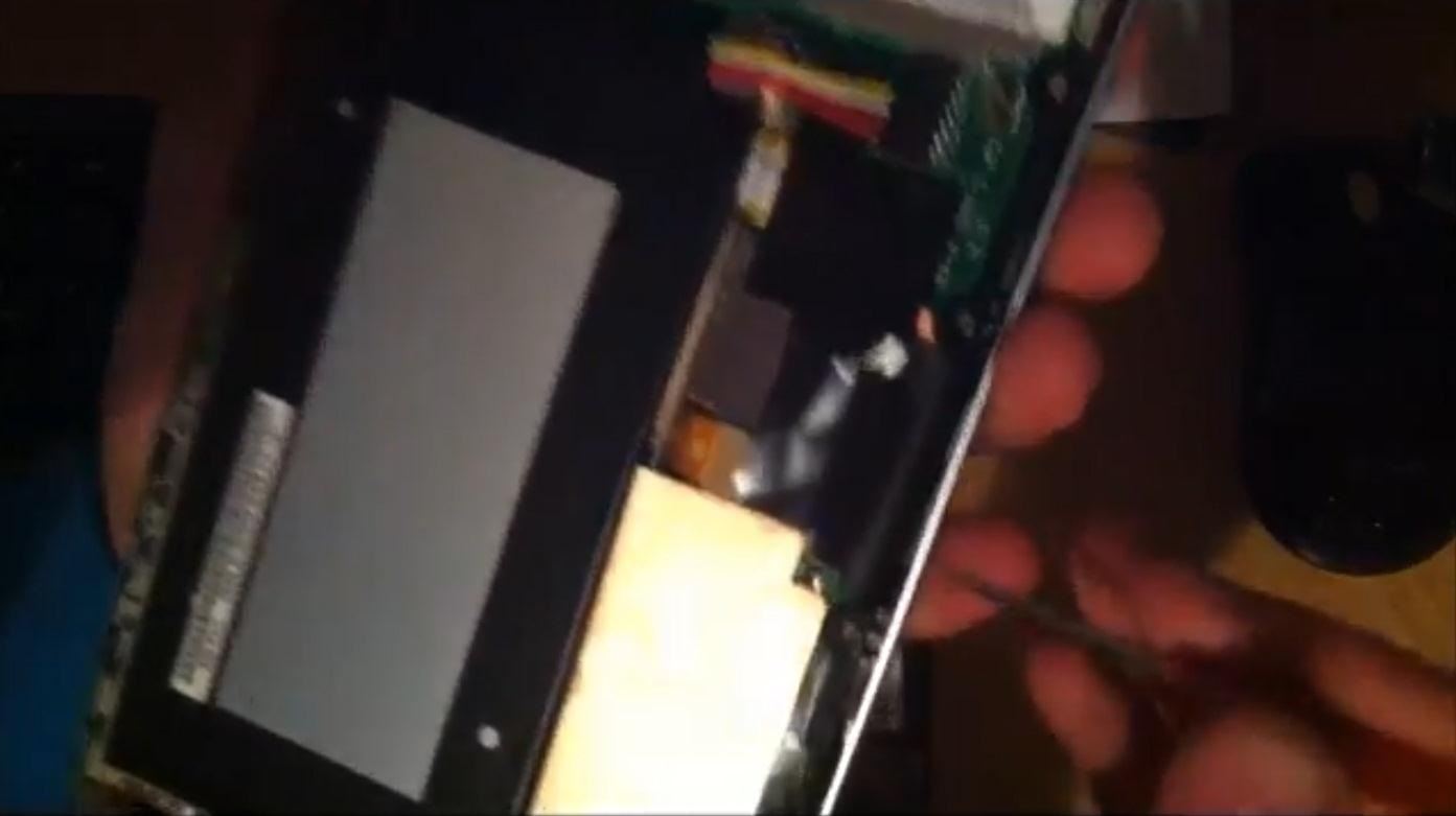 How to Fix the Uneven Screen Lifting Issue on Your Google Nexus 7 Tablet