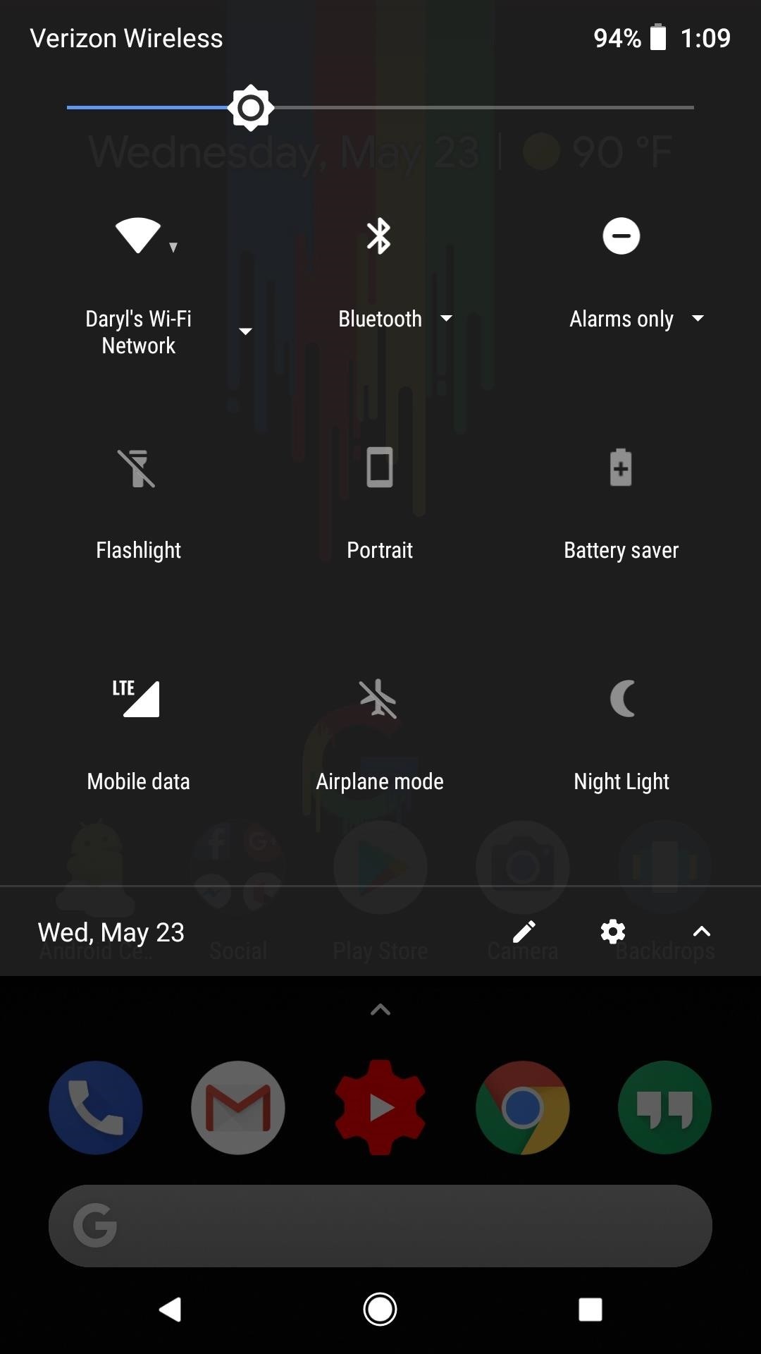 How to Get an Automatic Light & Dark Theme on Android