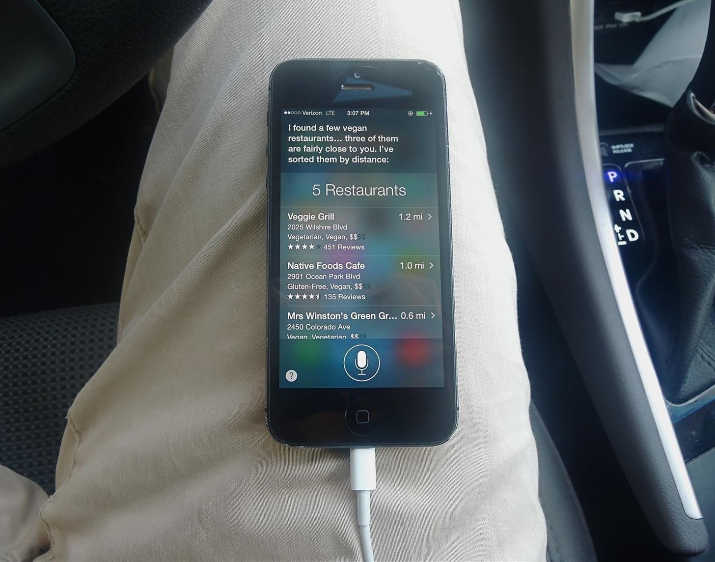 Hey, Siri: How to Activate Siri in iOS 8 Without Lifting a Finger