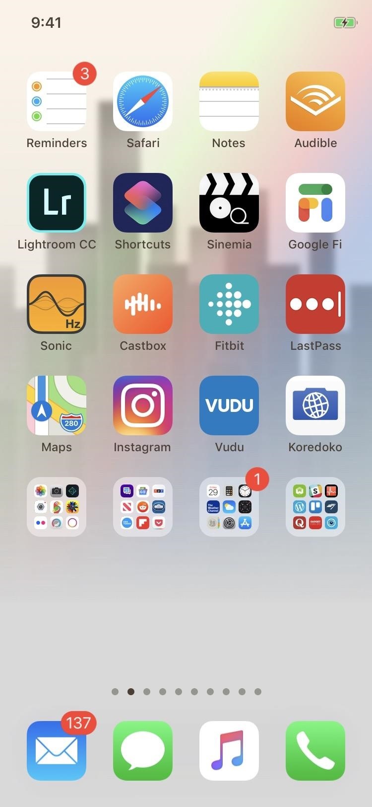 How to Hide the Dock's Translucent Background on Your iPhone