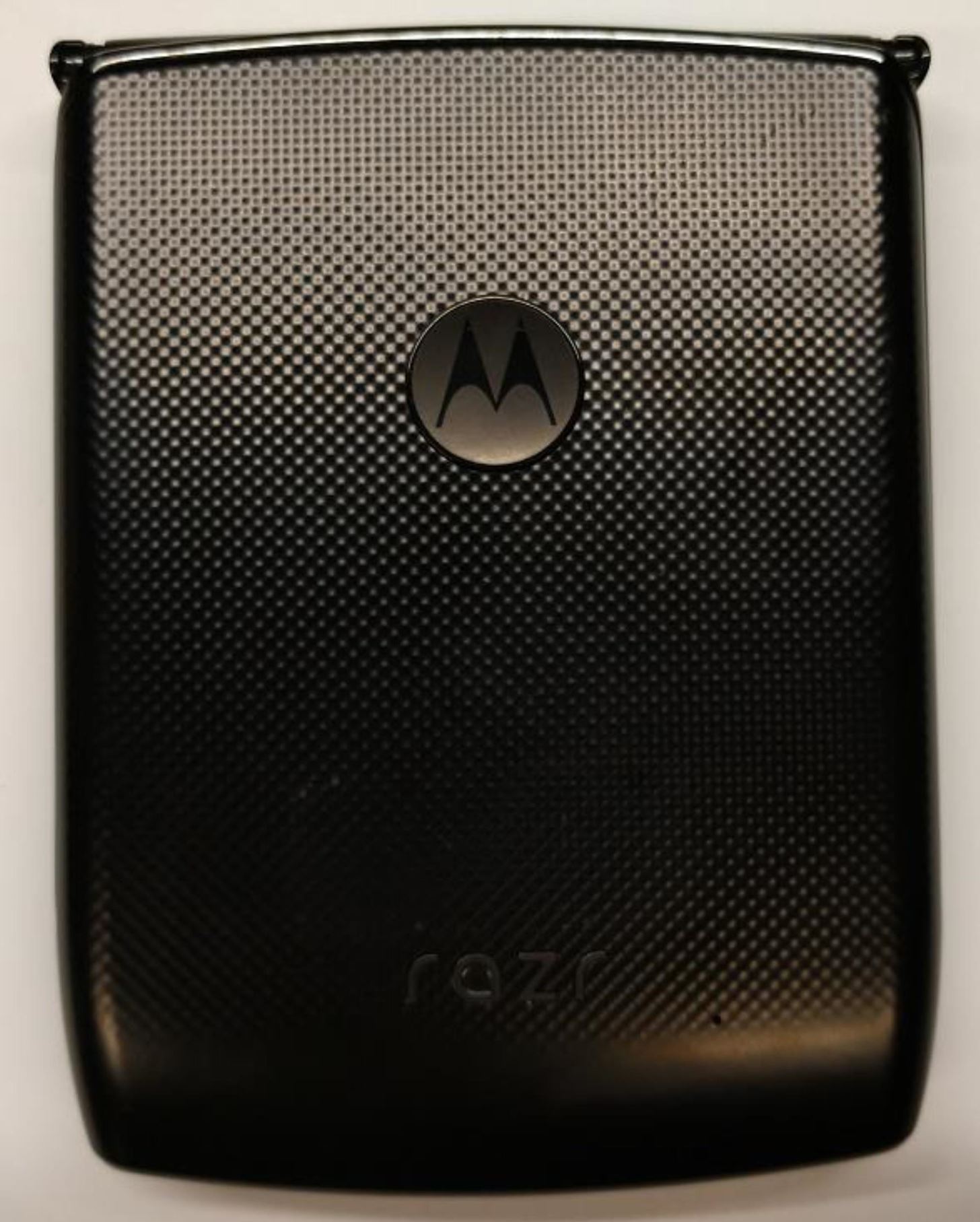 New Photos of the 2019 Motorola RAZR Surface in FCC Filing, Reveal Dimensions, Notch & Biometrics