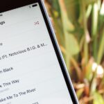 How to Keep Your iPhone Folders Nameless forever