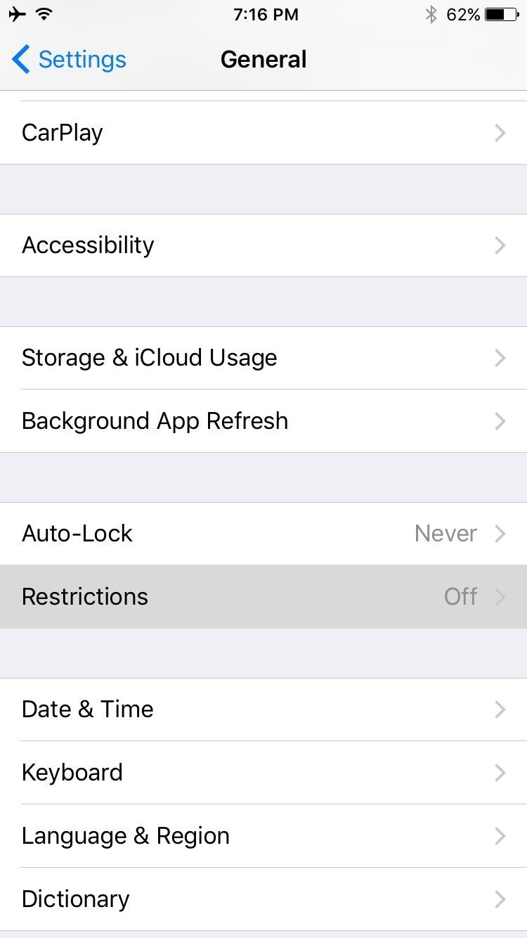 How to Remove the Lock Screen Camera Shortcut on Your iPhone in iOS 10