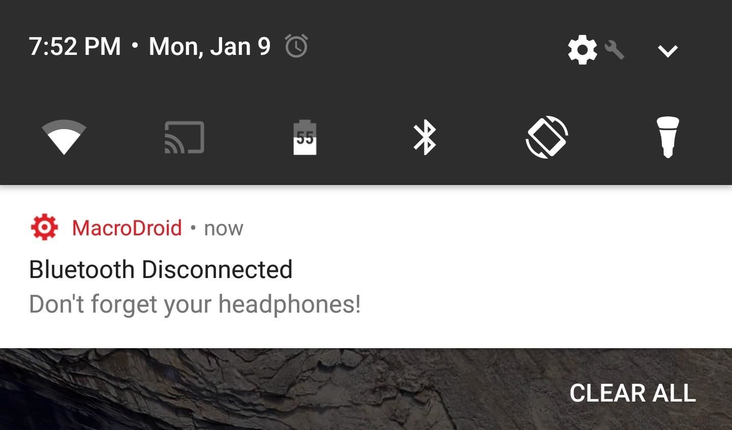 Set Up a Distress Signal on Android for Your Bluetooth Headphones (So You Never Leave Them Behind)