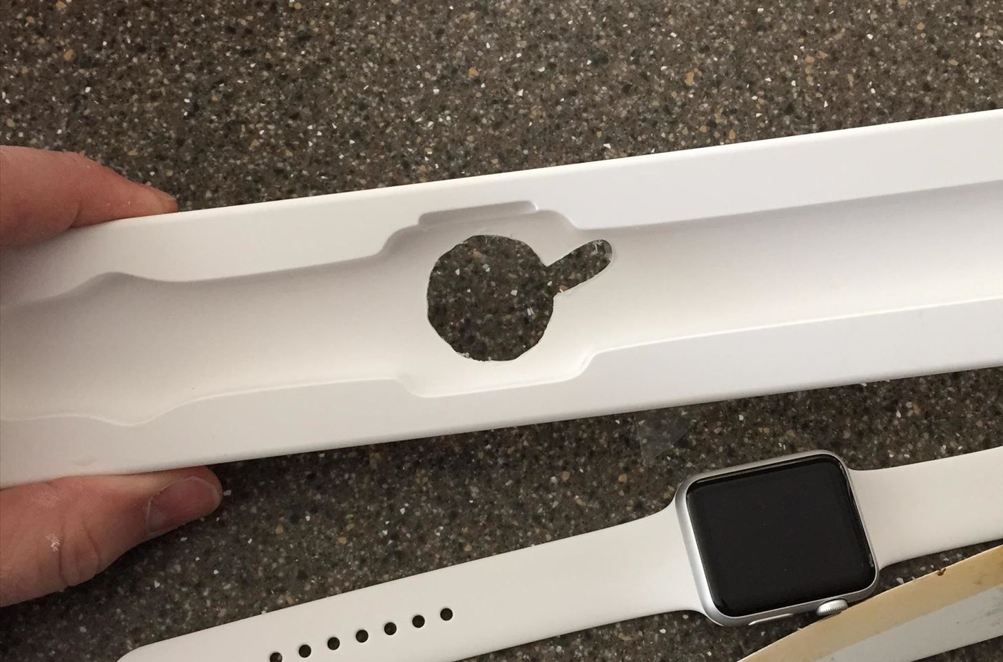 How to Turn Your Apple Watch Case into a Charging Dock