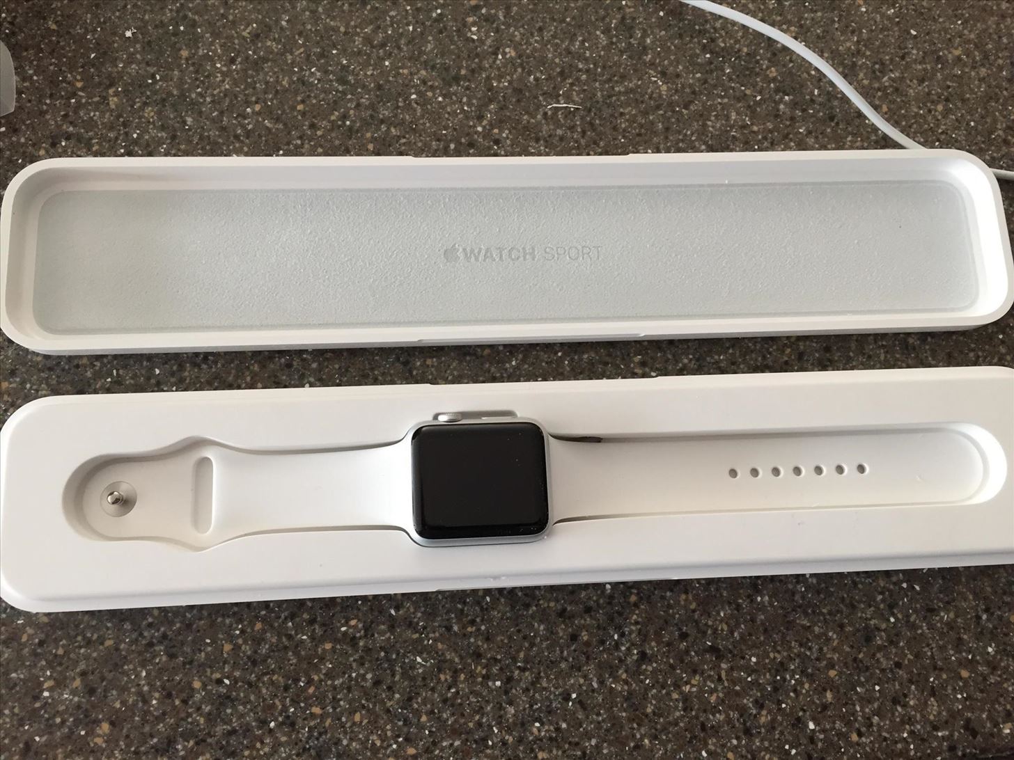 How to Turn Your Apple Watch Case into a Charging Dock