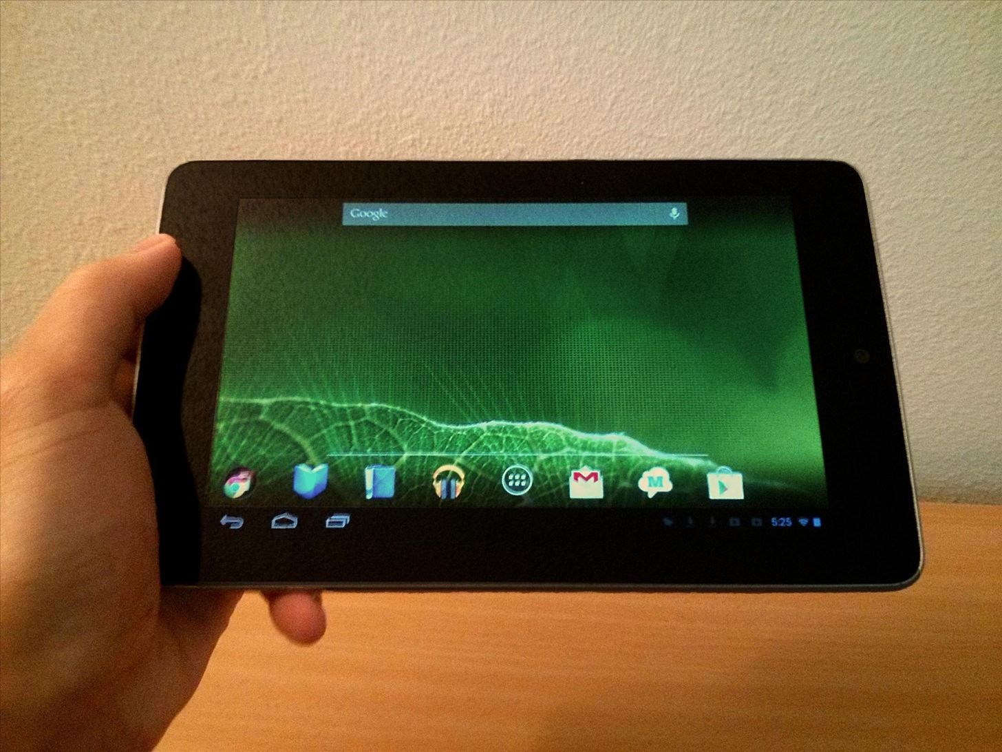 Warning: Your Nexus 7 Tablet Is Not Actually a "Tablet" (But Here's How You Make It One)