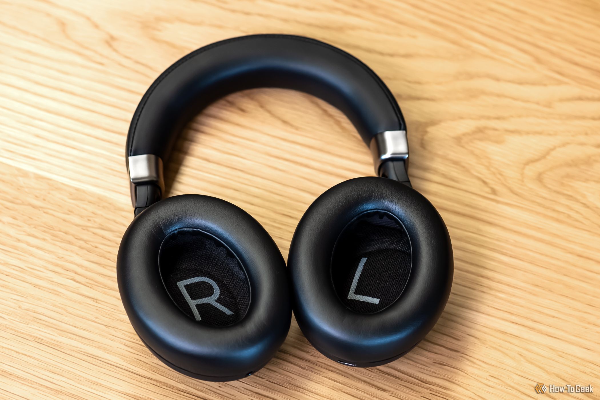 Inside the earcups of the Raycon Everyday Headphones Pro.