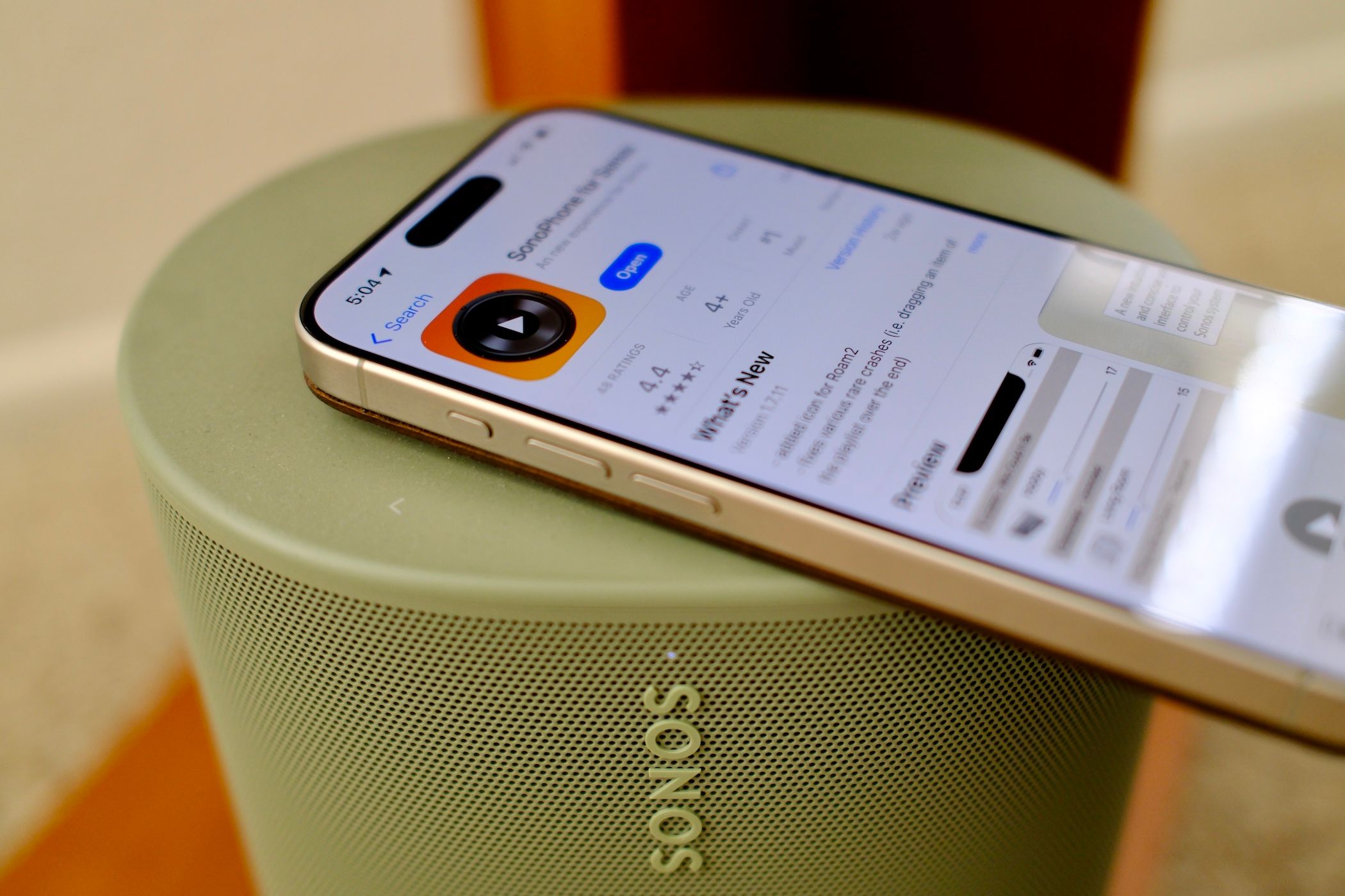 iphone on top of sonos speaker