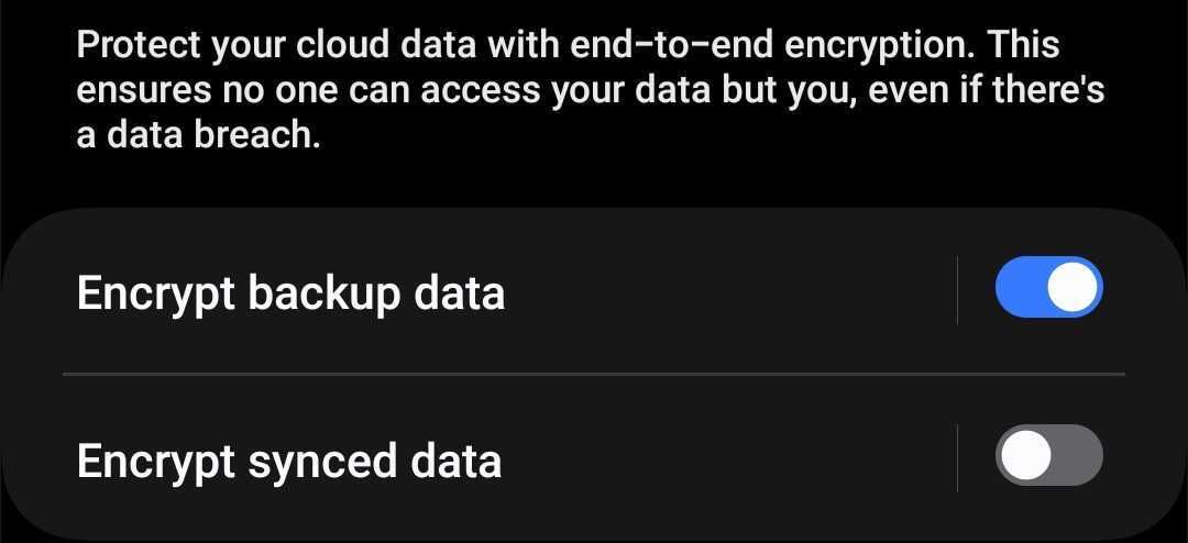 Encrypting the data backup in the Settings app on an Android phone.