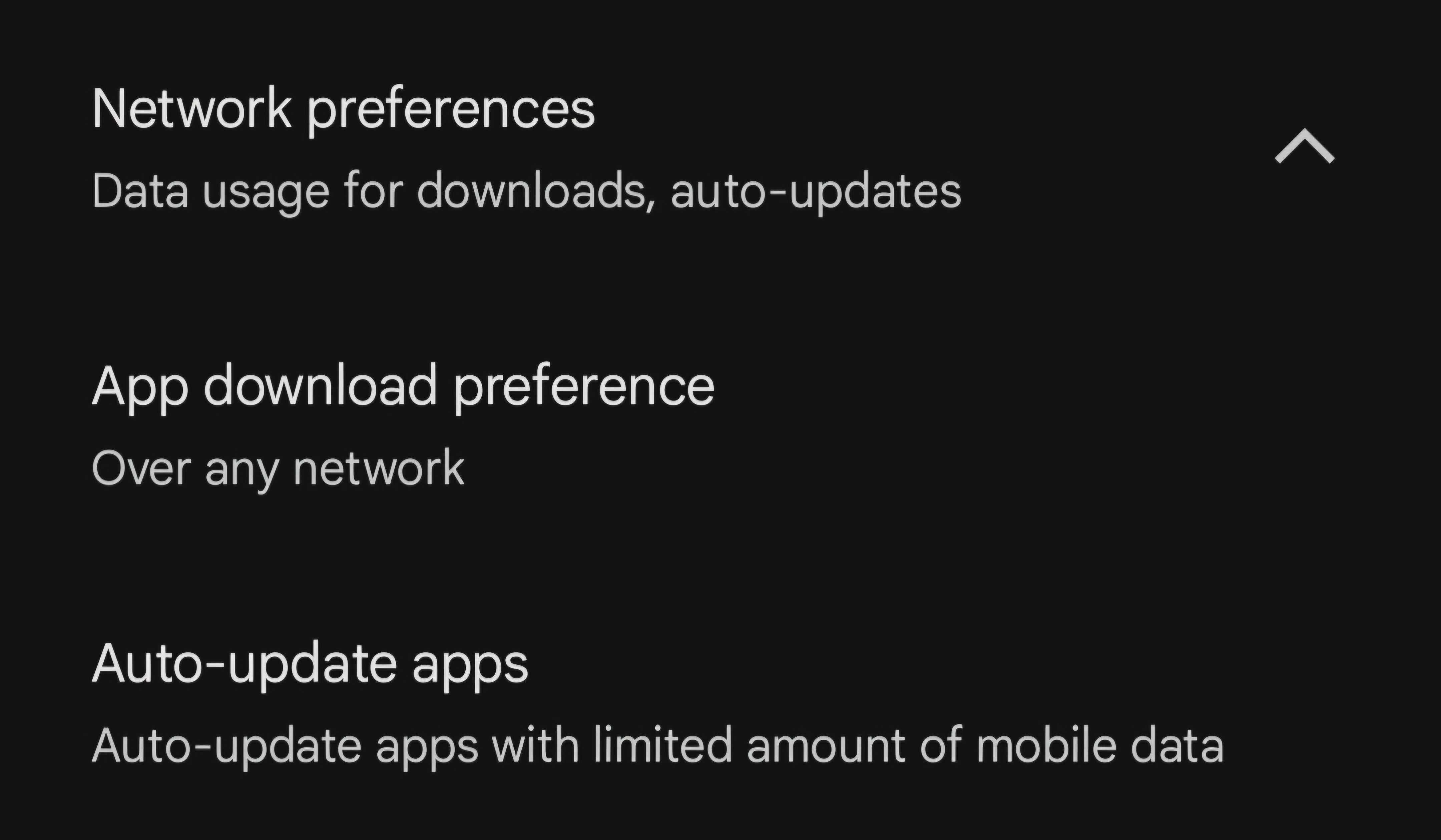 Enabling the auto-update app settings on Android.