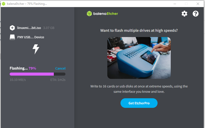 Balena Etcher flashing an ISO to a drive.