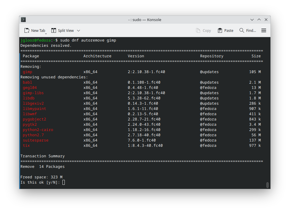The DNF auto-remove command being used to remove GIMP and all its dependencies.