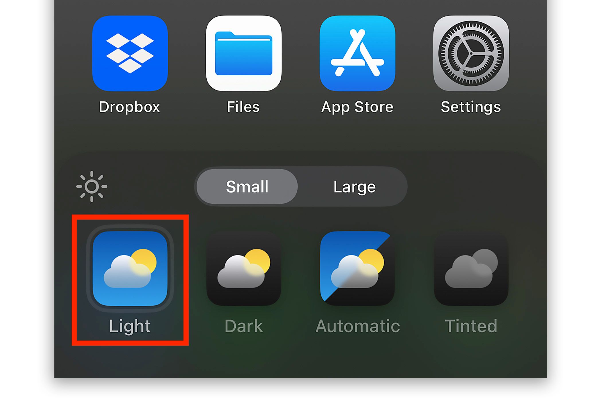 Selecting Light Mode icons from the Customize pane on the iOS 18 home screen.