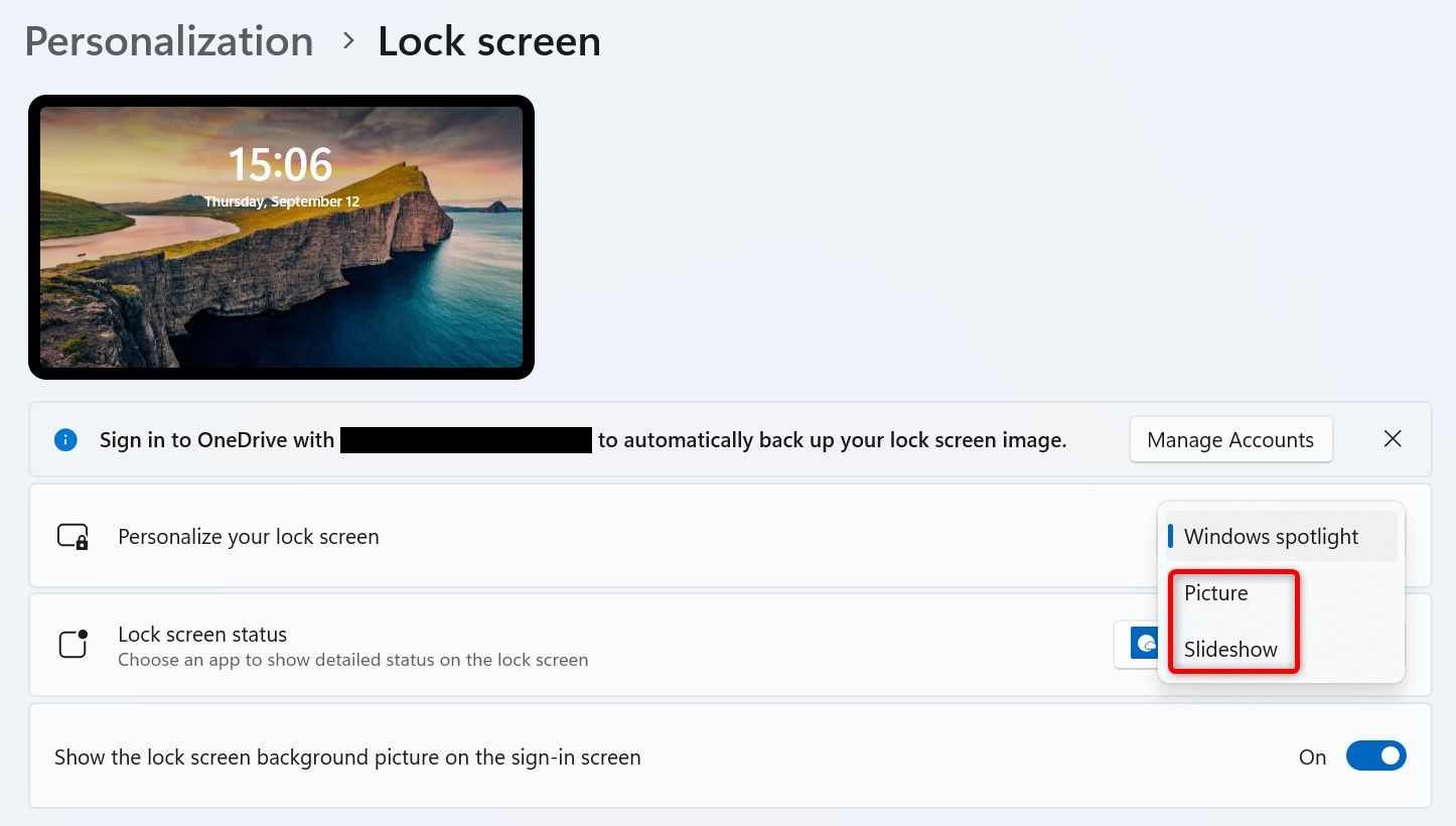 The 'Personalize Your Lock Screen' drop-down menu highlighted in Settings.