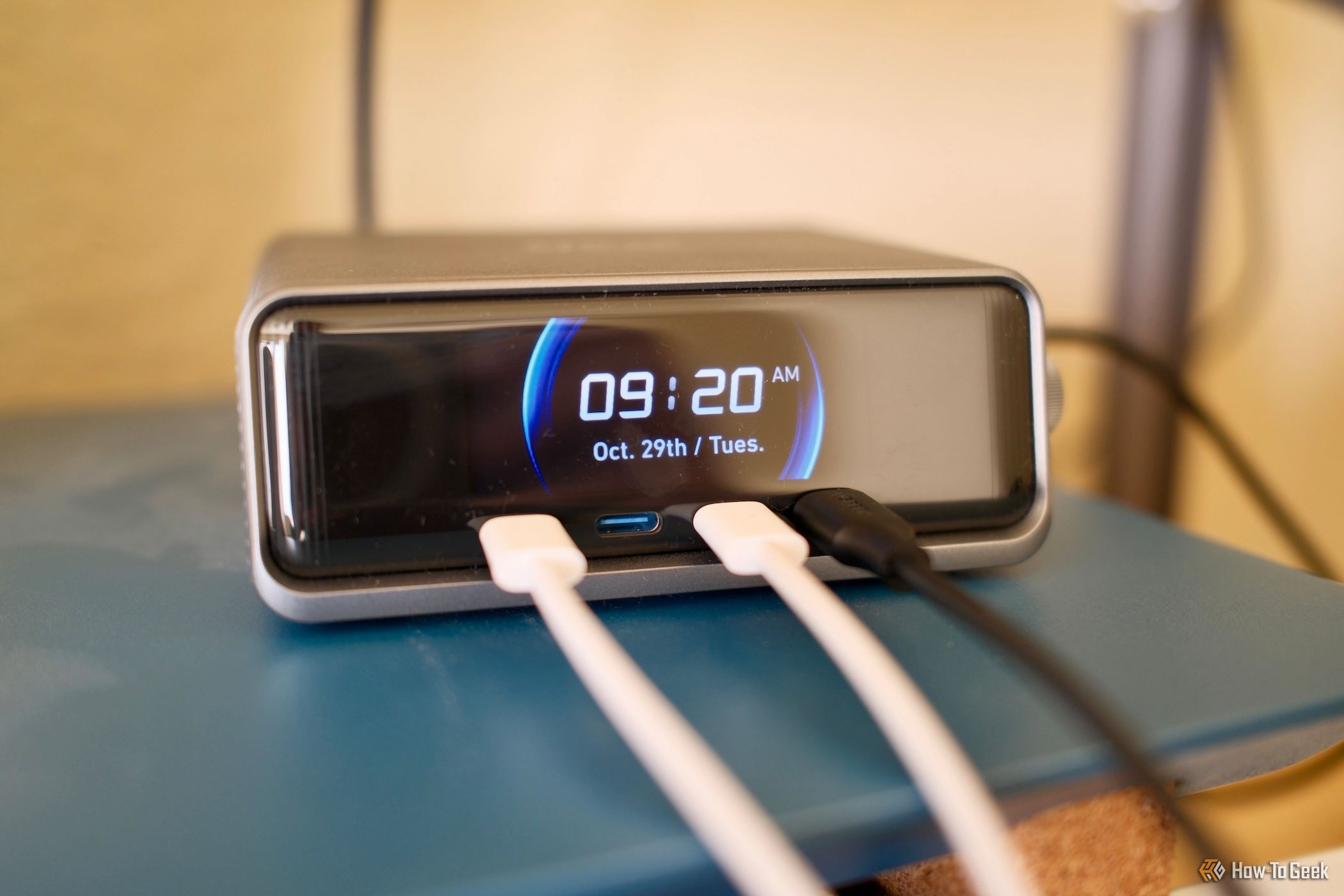 Anker Prime Charger 250W showing a clock