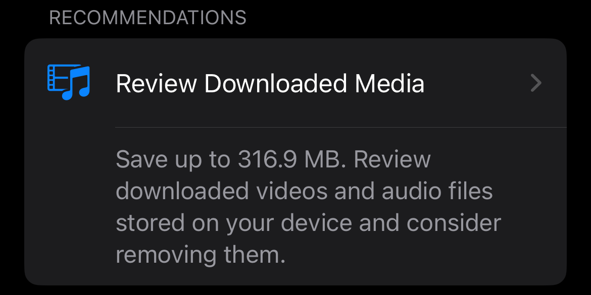 The space-saving recommendation in the iPhone storage settings on iPhone.