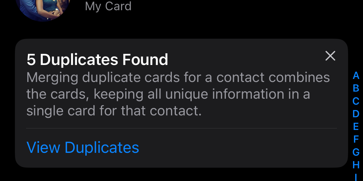 Duplicate contacts found on iPhone.