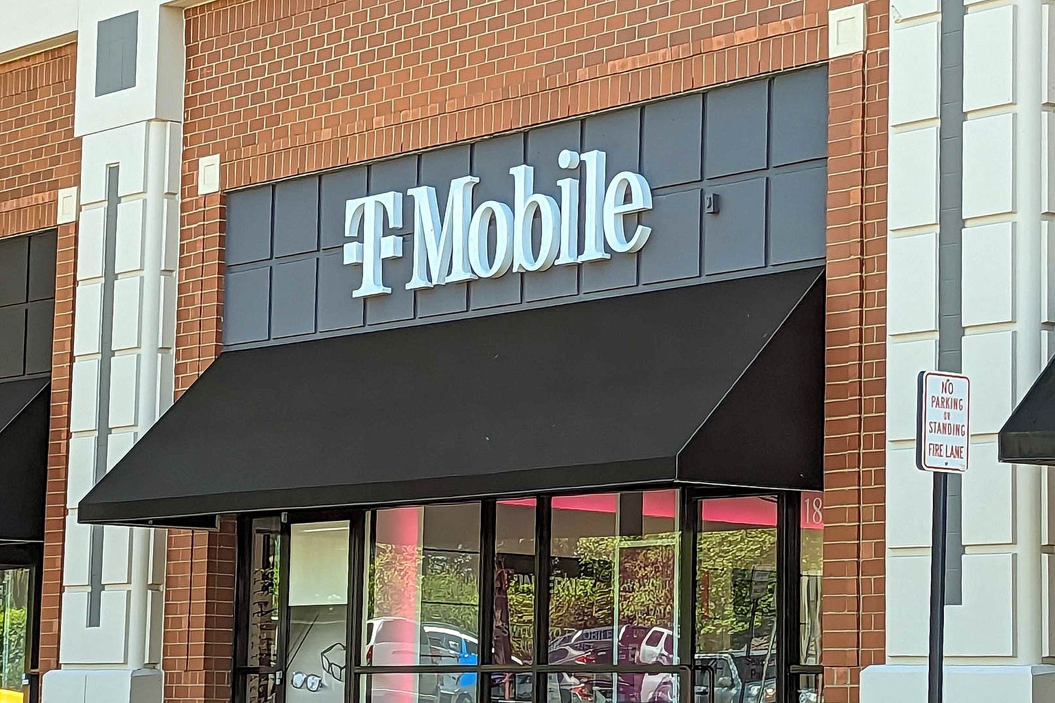 T-Mobile Storefront