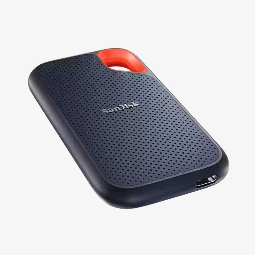 The Sandisk extreme usb ssd showing the front side