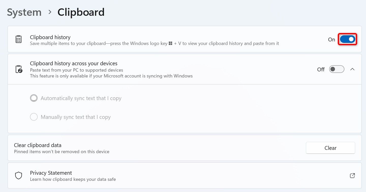 The "Clipboard History" toggle highlighted in Windows 11 Settings.