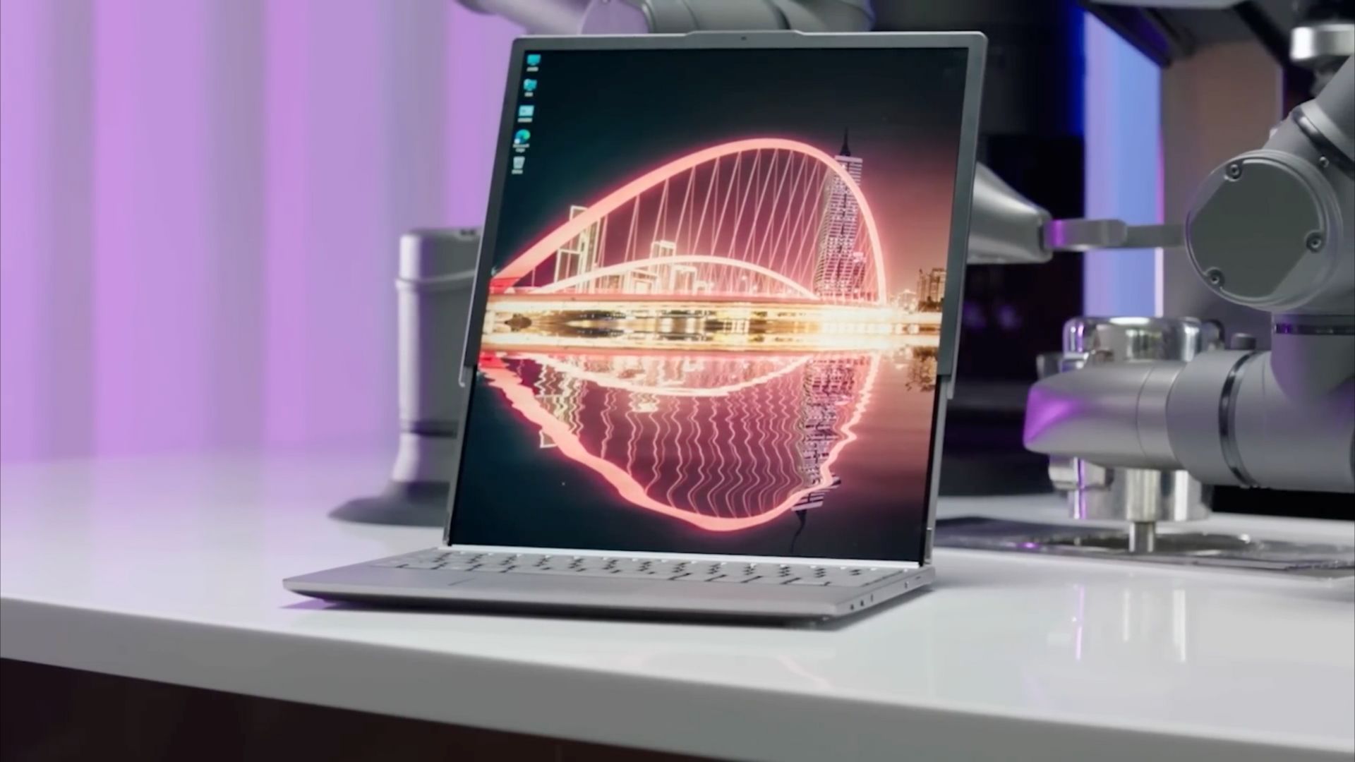 LG's 2022 rollable laptop concept.