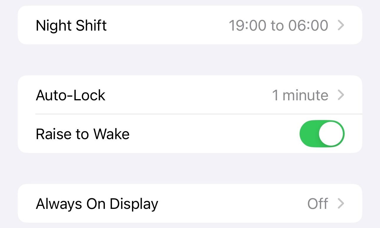 Auto-Lock option under Display & Brightness settings in iOS Settings app.