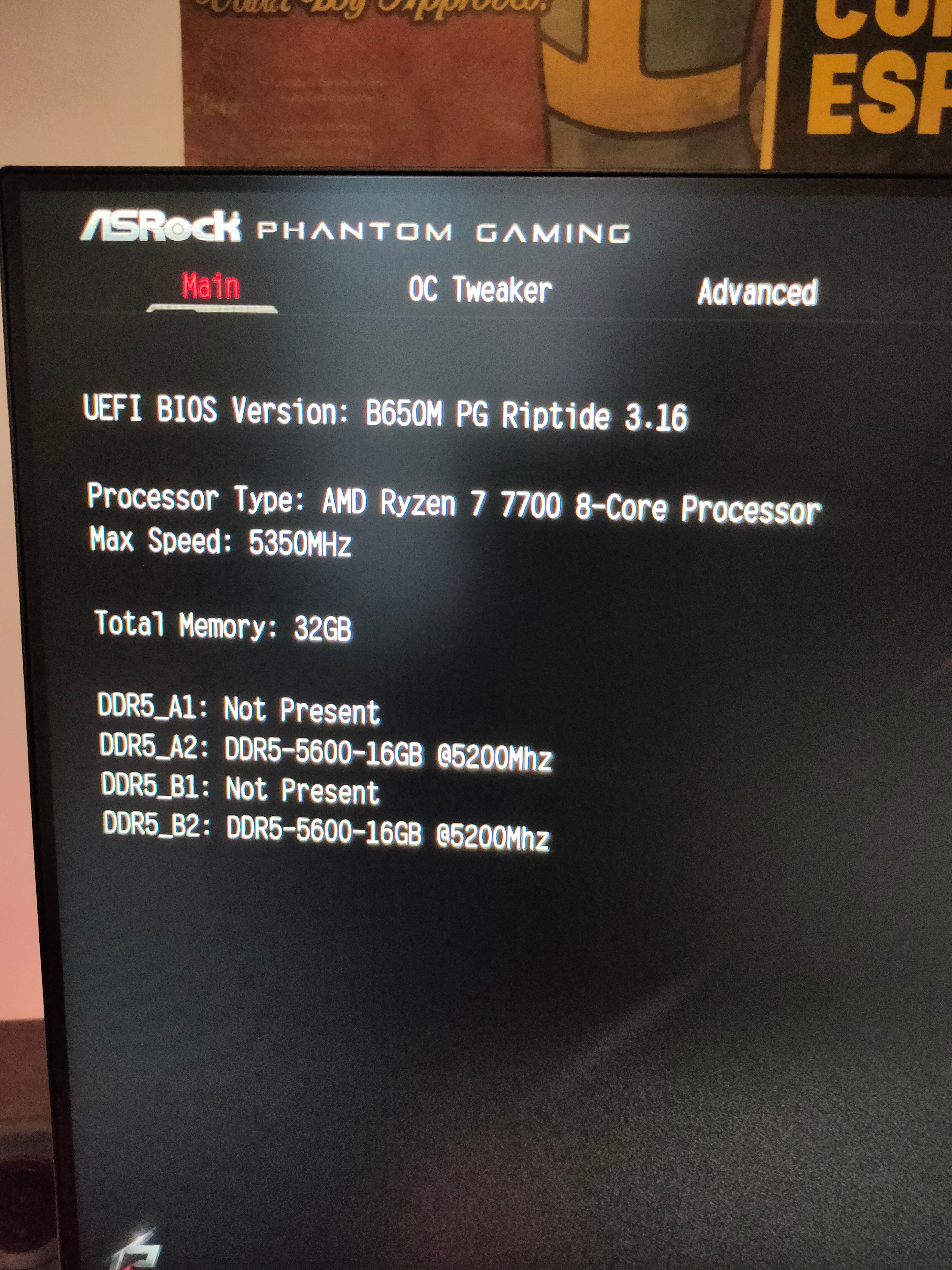 A UEFI BIOS showing the AMD Ryzen 7 7700 working correctly.