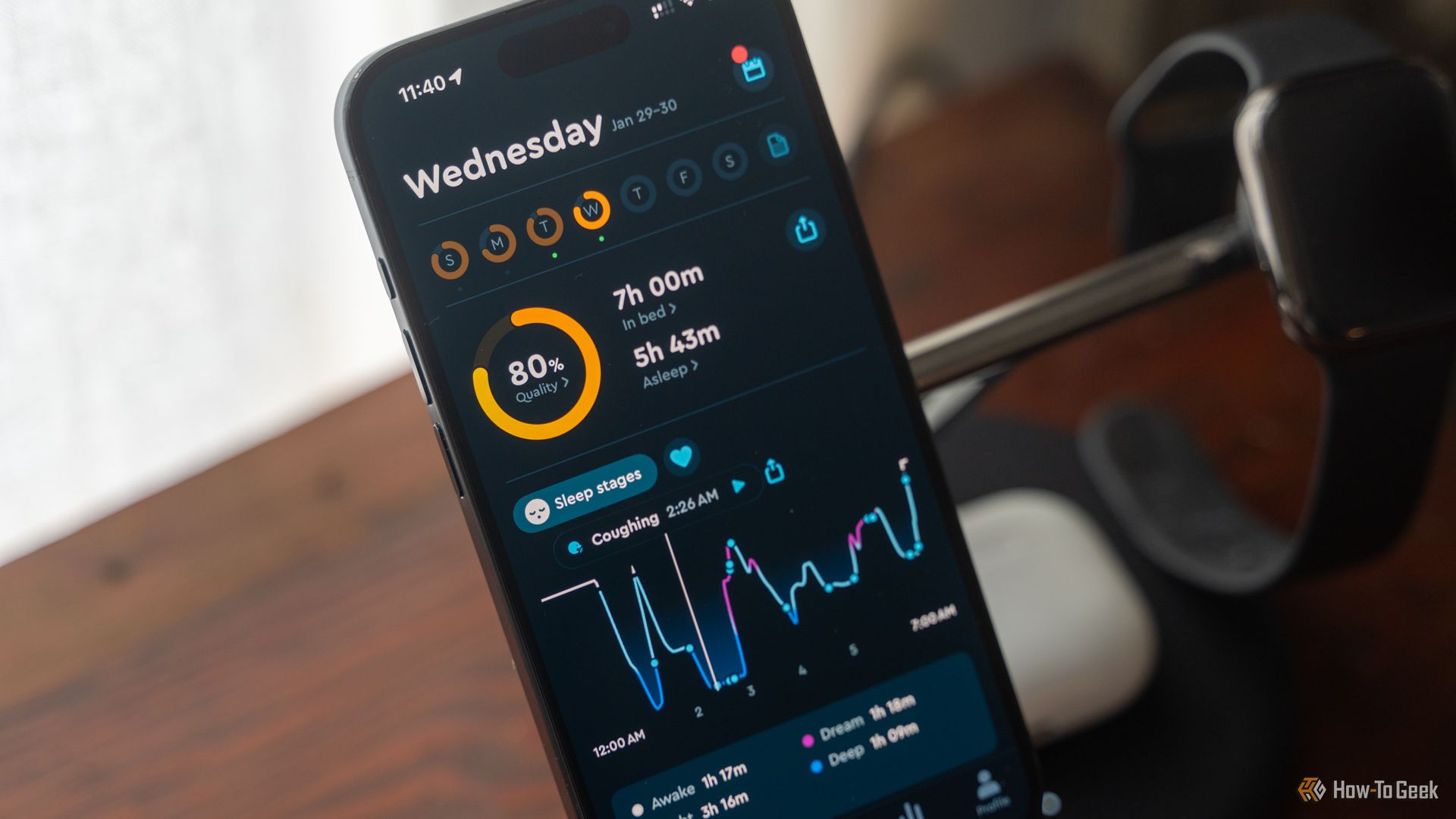 The Sleep Cycle app showing an overview of a past night's sleep.