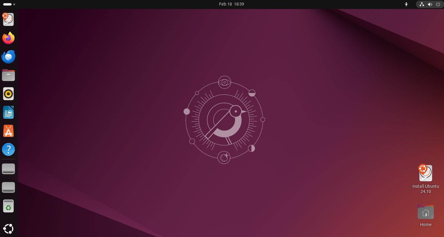 The Ubuntu 24.10 desktop.