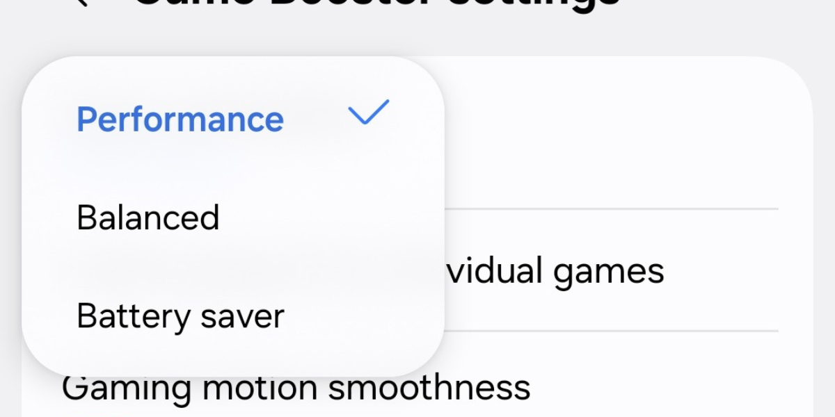 Screenshot of the gaming performance profile options on the Galaxy S25.