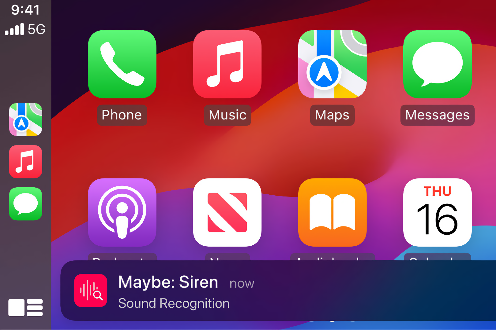 CarPlay showing Sound Recognition notification at the bottom alerting driver about a possible car siren.